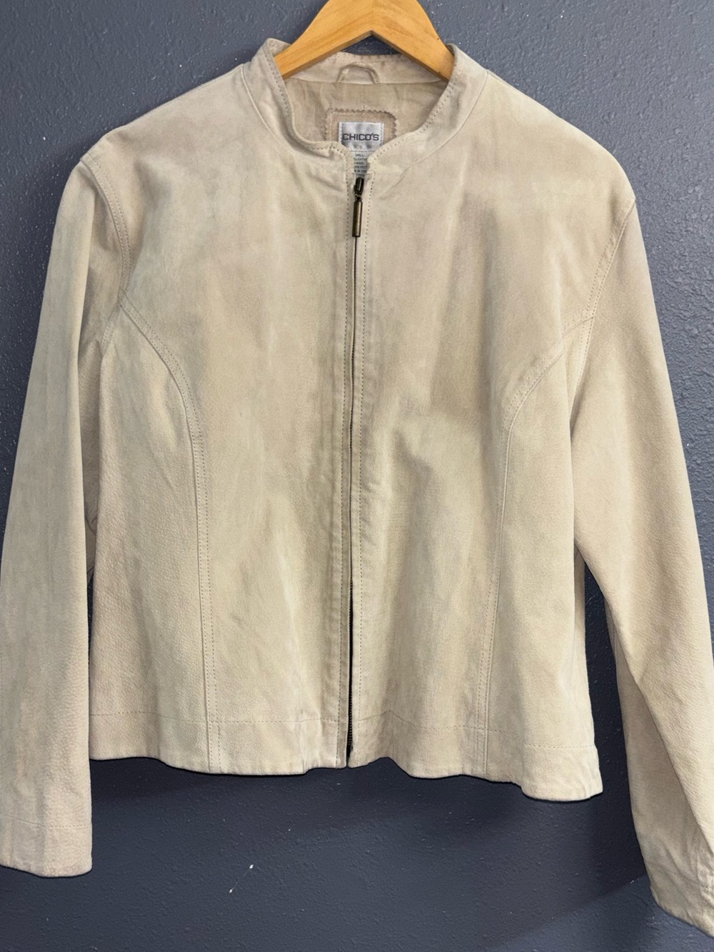 Sharp Chico's Leather Suede Cream Zip-Front Jacket